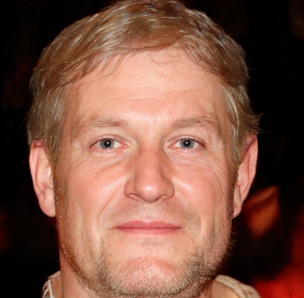 Ritratto professionale di Luca Santarelli